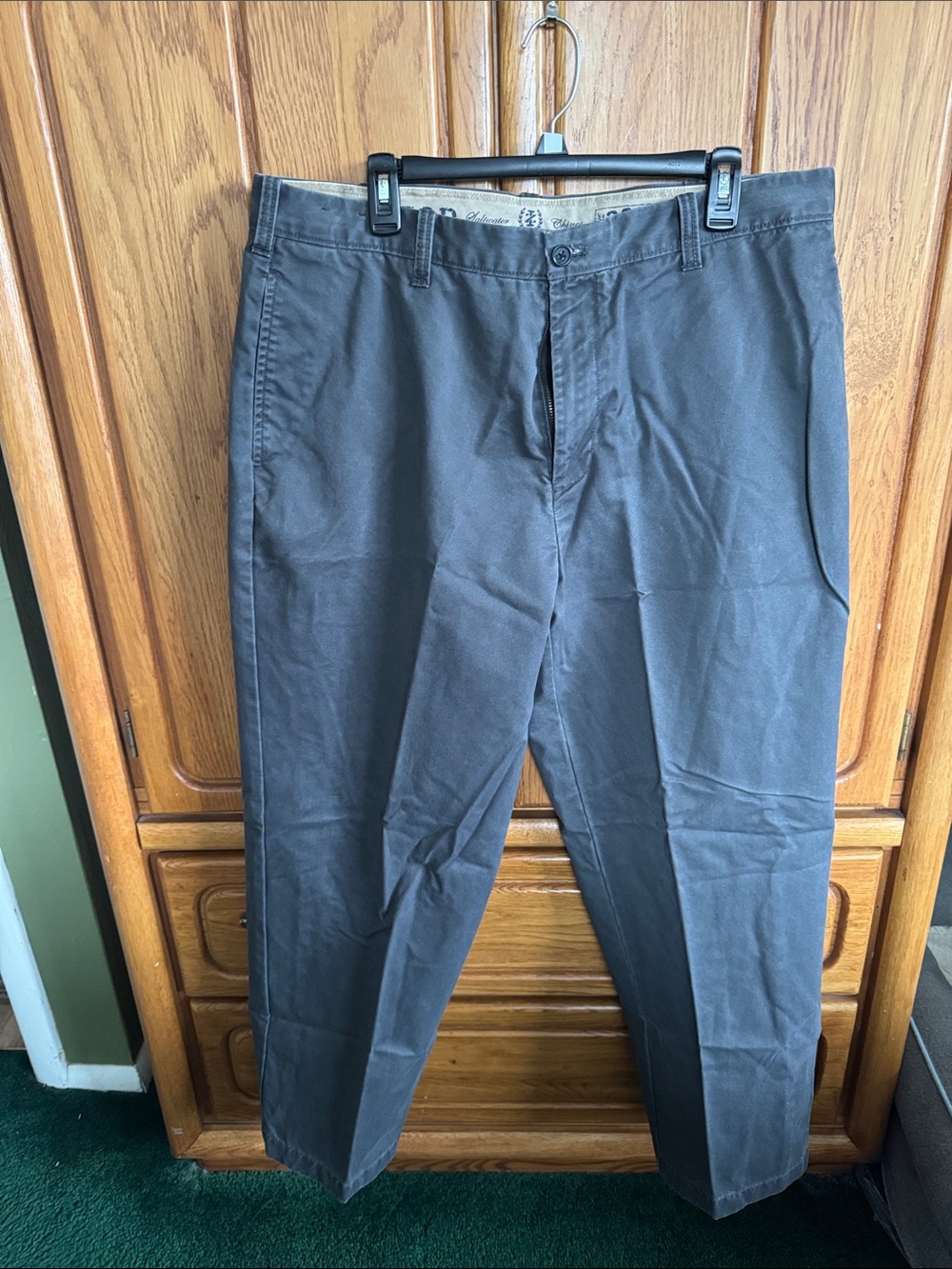 Izod Men’s Charcoal Gray Chino Pants